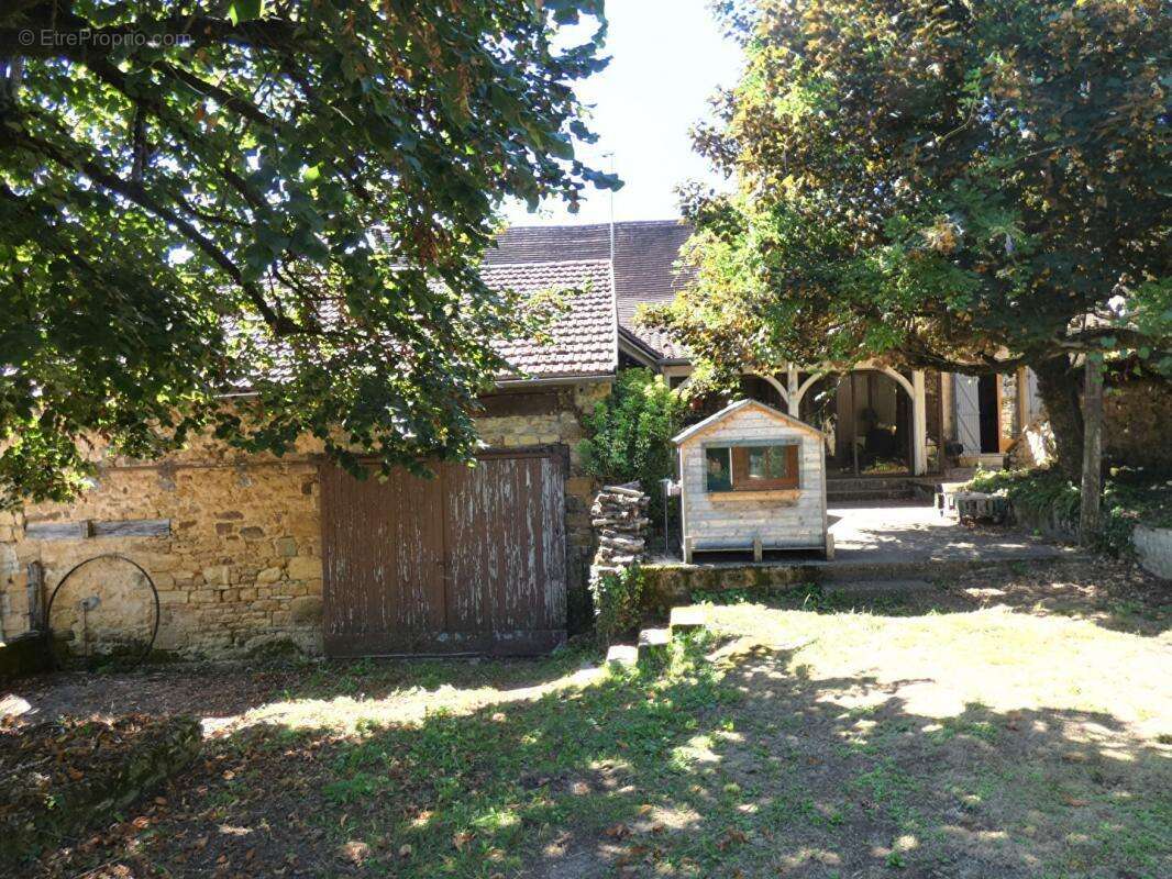 Maison à PREYSSAC-D&#039;EXCIDEUIL