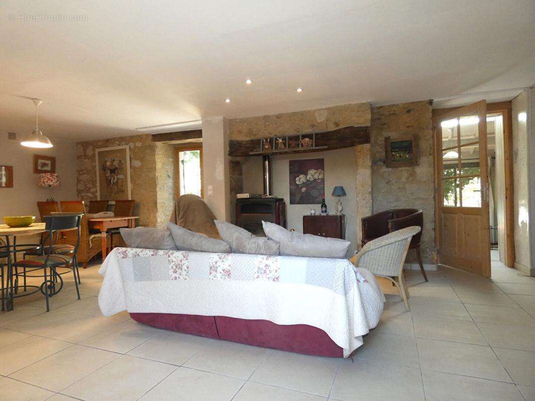 Maison à PREYSSAC-D&#039;EXCIDEUIL