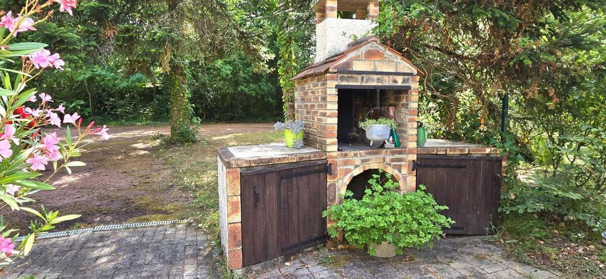 Maison à SARLIAC-SUR-L&#039;ISLE