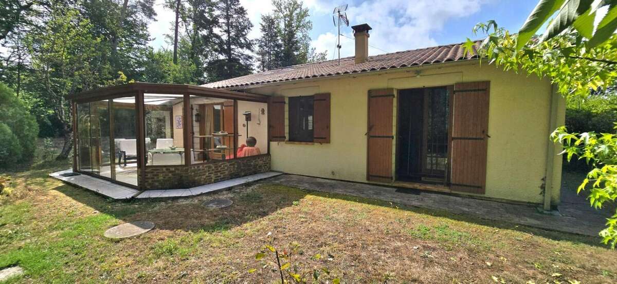 Maison à SARLIAC-SUR-L&#039;ISLE