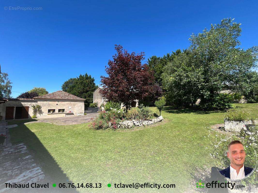 Maison à VILLEBOIS-LAVALETTE