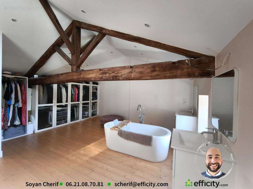 Maison à SAINT-YRIEIX-SUR-CHARENTE