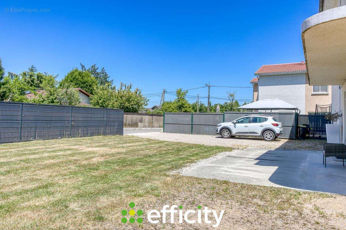 Appartement à VILLARS-LES-DOMBES