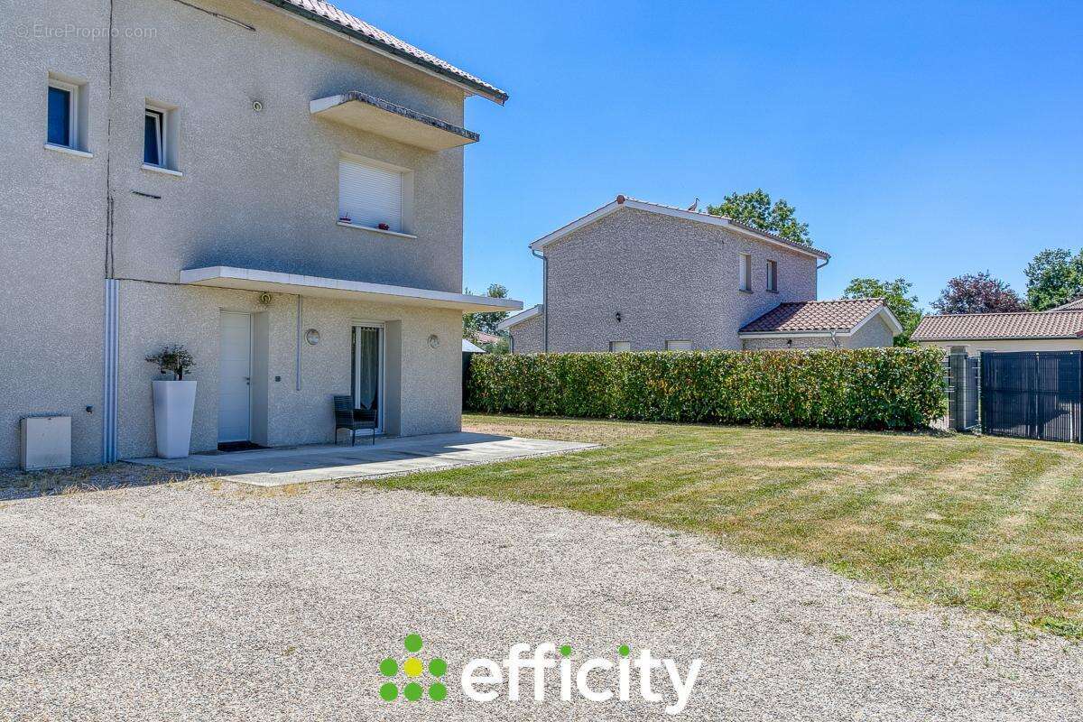 Appartement à VILLARS-LES-DOMBES