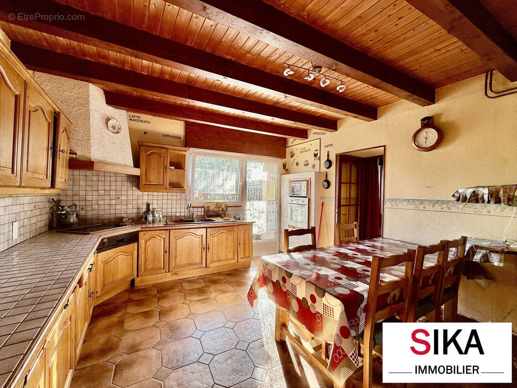 Maison à RECHICOURT-LE-CHATEAU