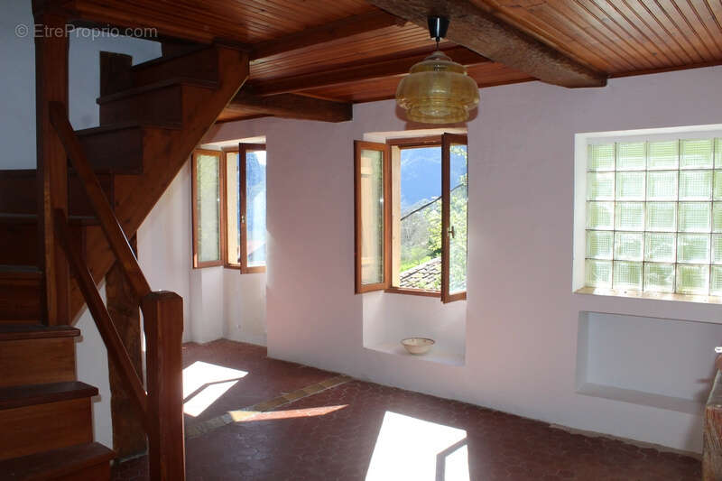 Appartement à LANTOSQUE