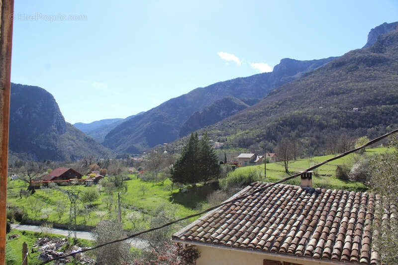 Appartement à LANTOSQUE