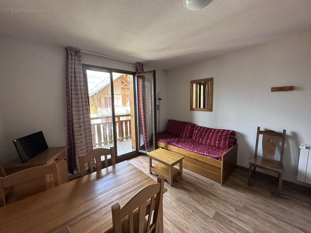 Appartement à ALBIEZ-MONTROND