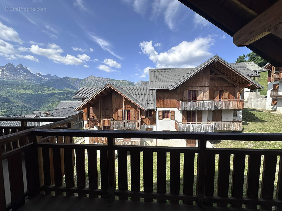 Appartement à ALBIEZ-MONTROND
