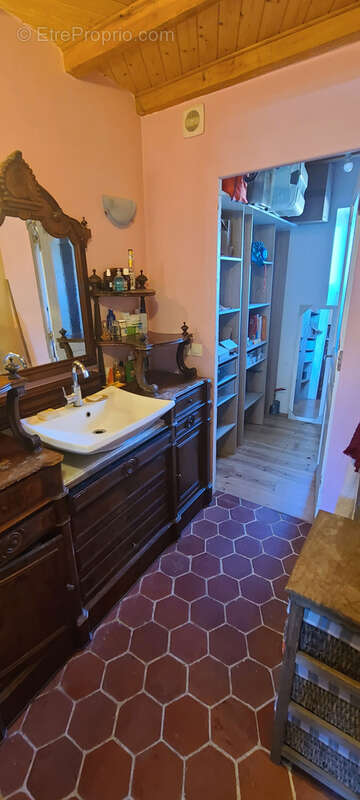 Maison à SAINT-DENIS-LES-MARTEL