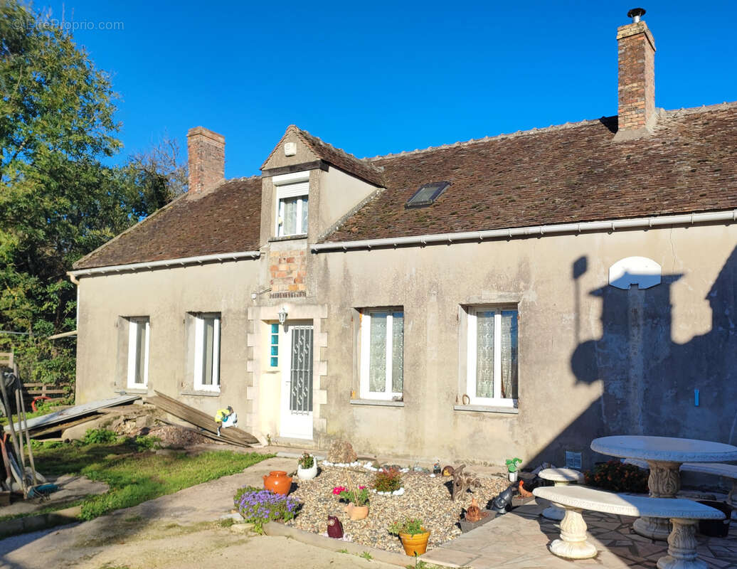 Maison à MONTEREAU-FAULT-YONNE