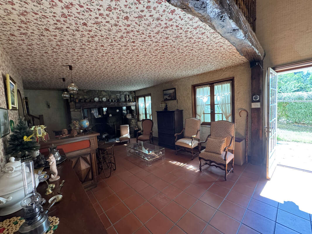 Maison à PONT-DE-LARN