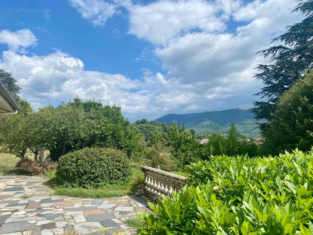 Maison à PONT-DE-LARN