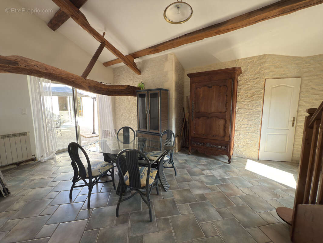 Maison à SAINT-CESAIRE