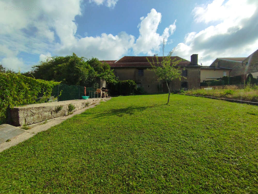 Maison à FREMONVILLE