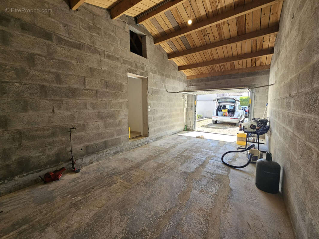 Maison à SAINT-CHRISTOPHE