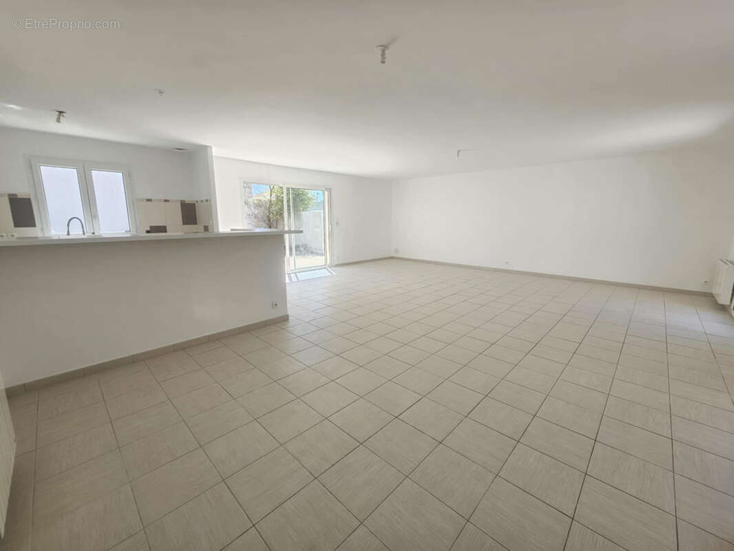 Maison à SAINT-CHRISTOPHE