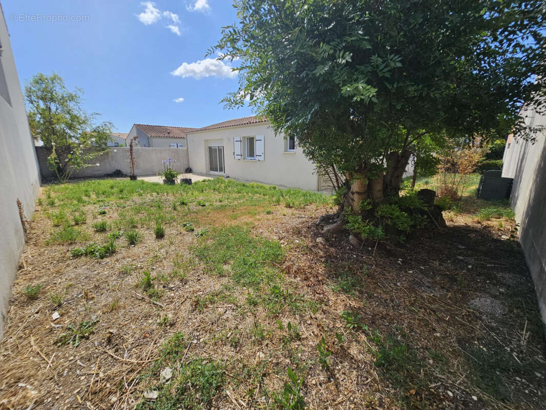 Maison à SAINT-CHRISTOPHE