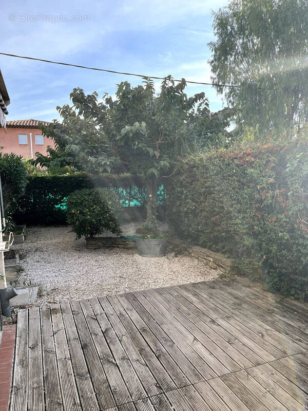 Appartement à SAINT-CYR-SUR-MER