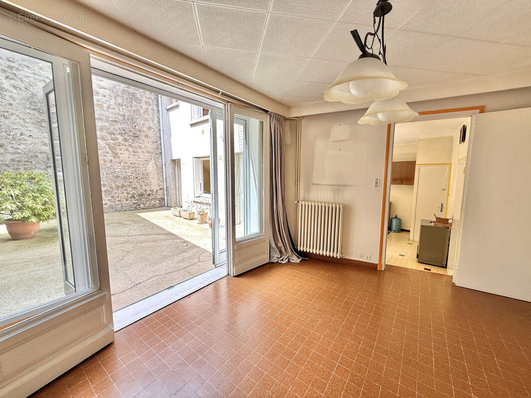 Maison à SAINT-DIDIER-EN-VELAY