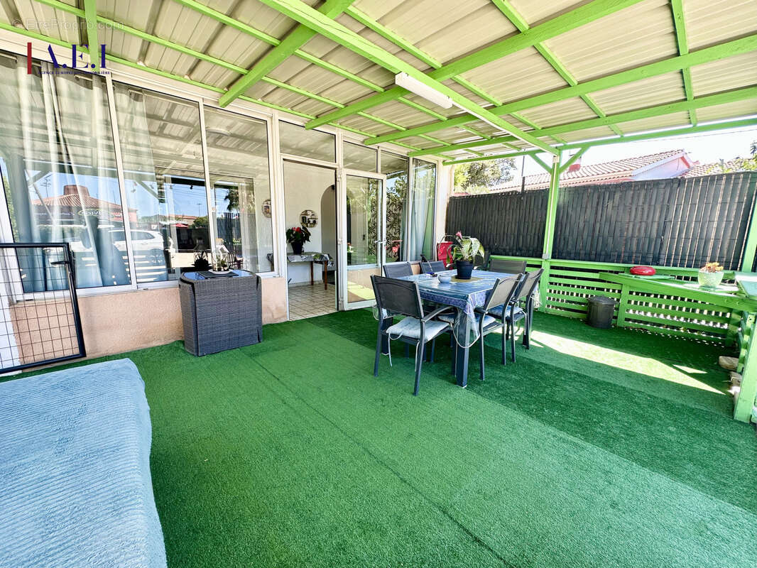 Appartement à SIX-FOURS-LES-PLAGES