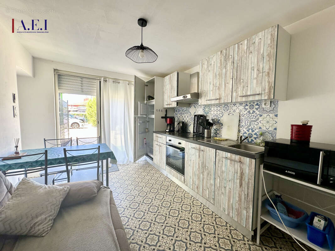 Appartement à SIX-FOURS-LES-PLAGES