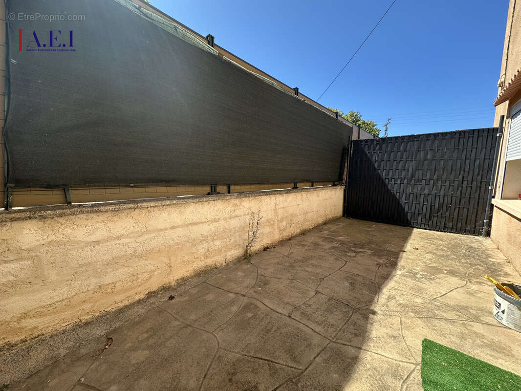 Appartement à SIX-FOURS-LES-PLAGES