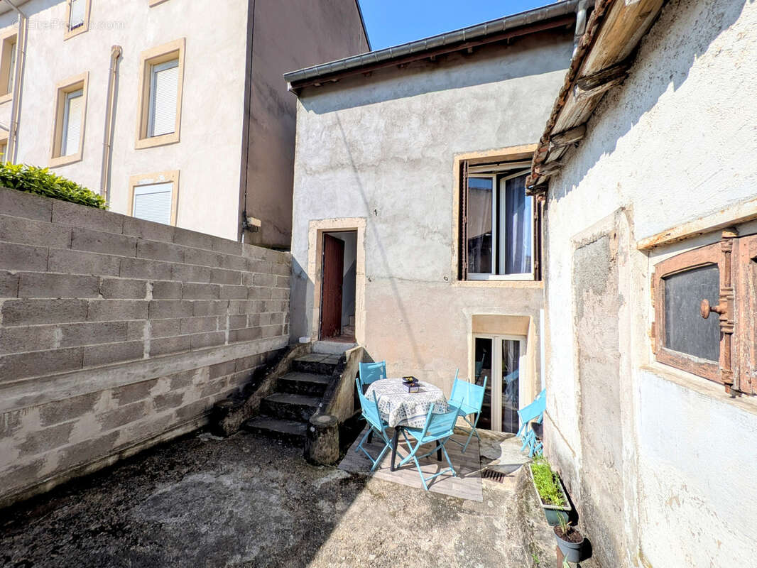 Appartement à JARVILLE-LA-MALGRANGE