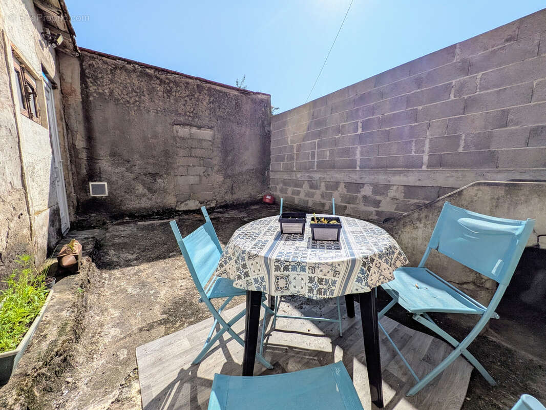 Appartement à JARVILLE-LA-MALGRANGE