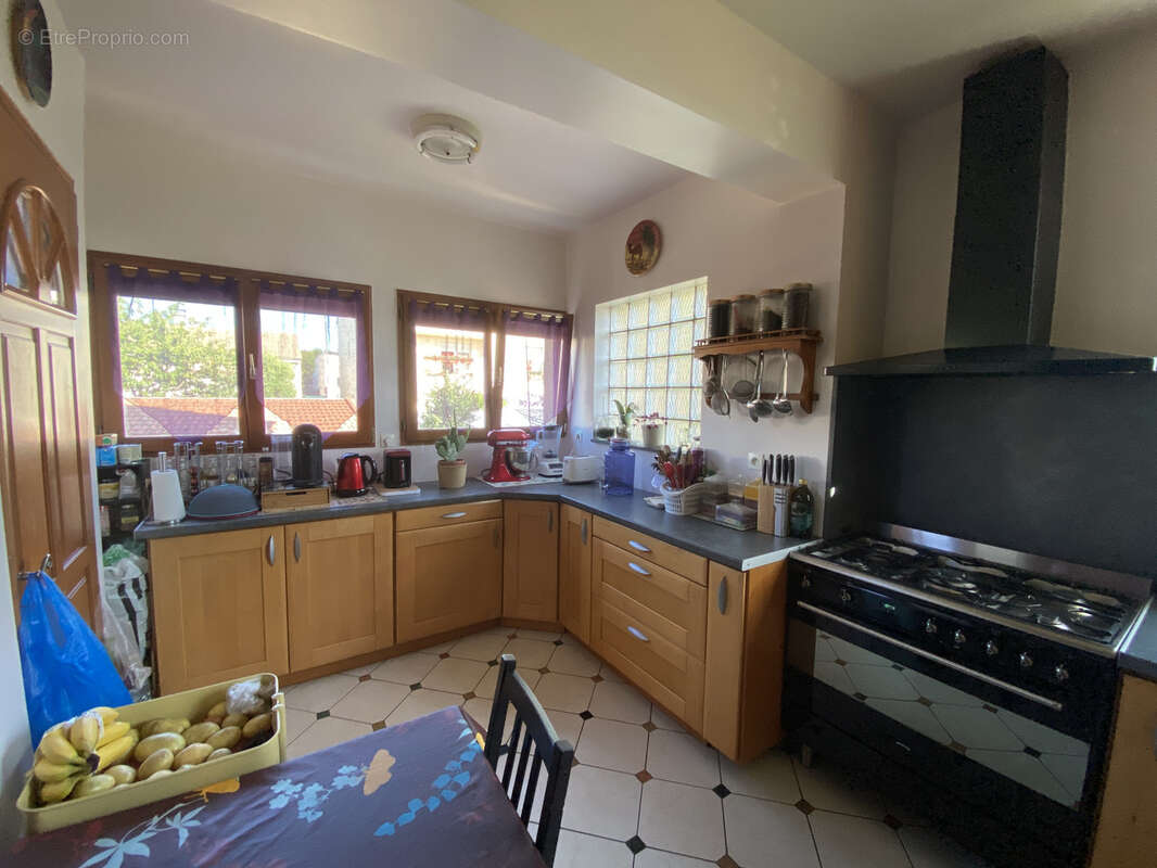 Maison à PARAY-VIEILLE-POSTE