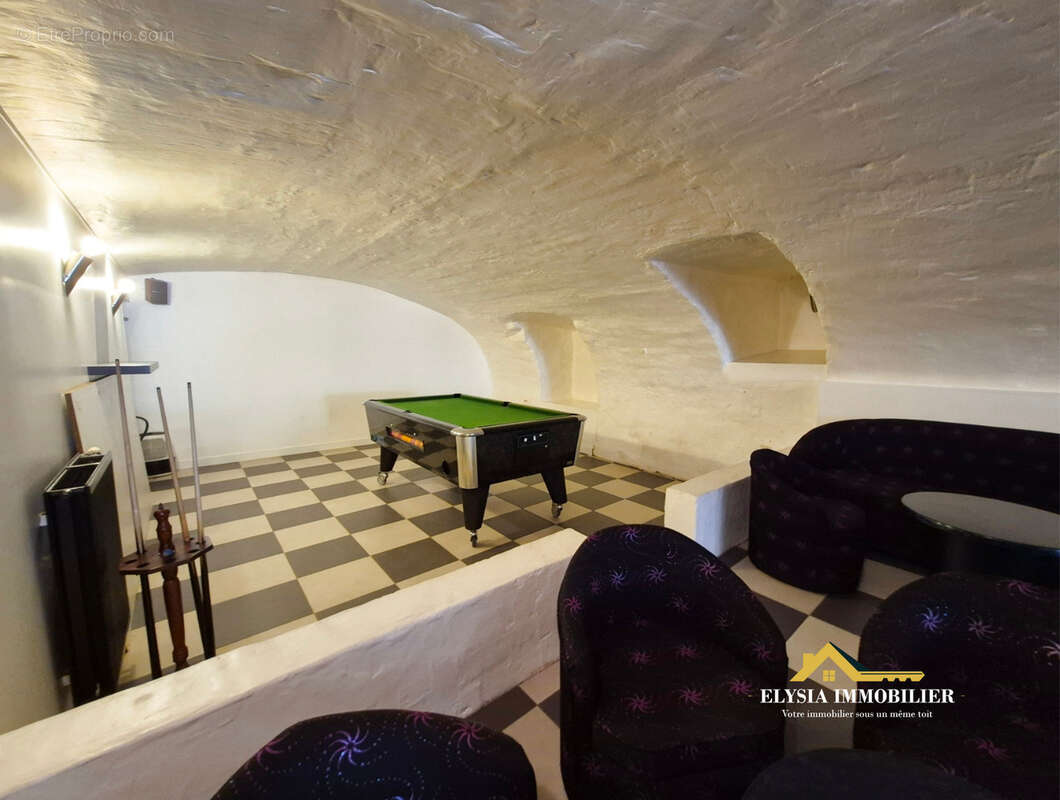 Commerce à PAGNY-SUR-MOSELLE