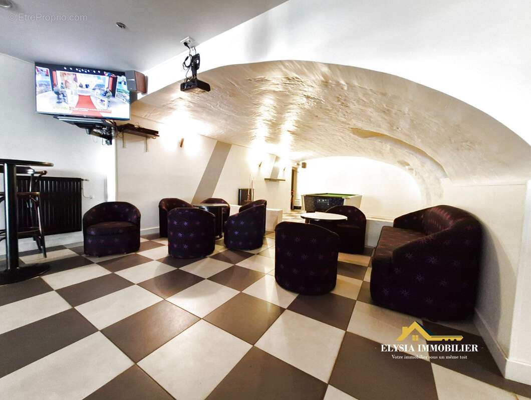 Commerce à PAGNY-SUR-MOSELLE