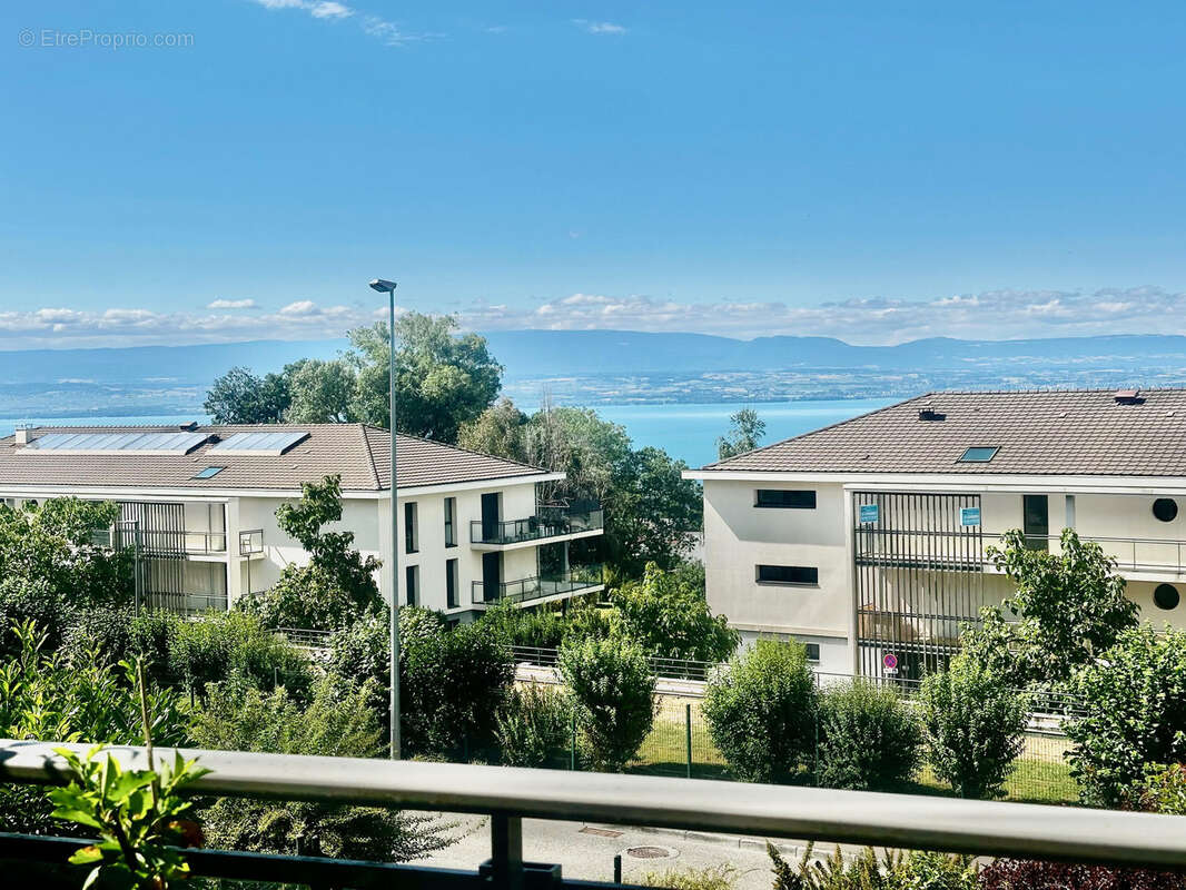 Appartement à EVIAN-LES-BAINS