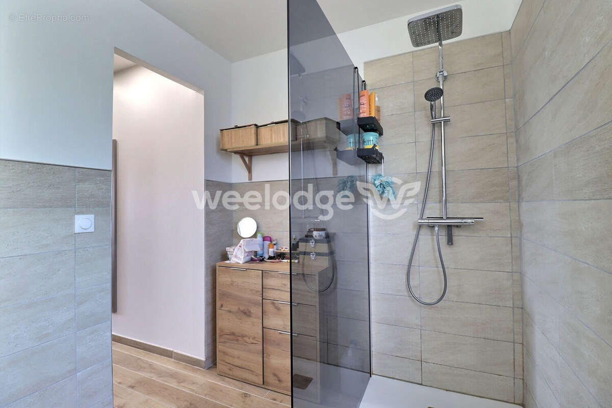 Maison à SAINT-CHAMAS