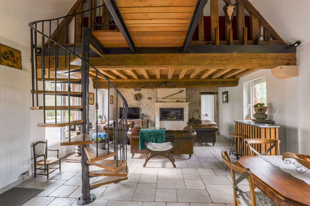 Maison à VIMOUTIERS