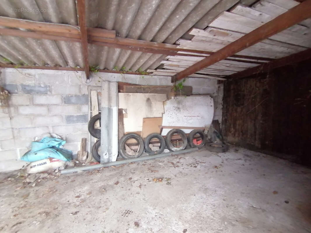 Terrain à BRICQUEBEC