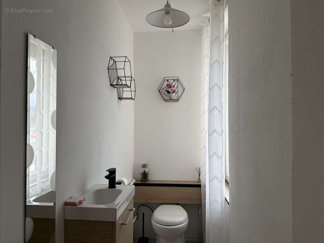 Maison à BROUVELIEURES