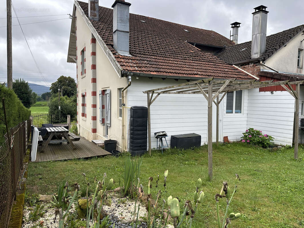 Maison à BROUVELIEURES