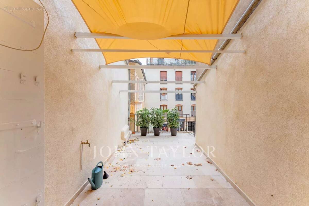 Appartement à AIX-EN-PROVENCE