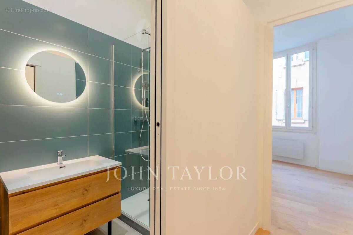 Appartement à AIX-EN-PROVENCE