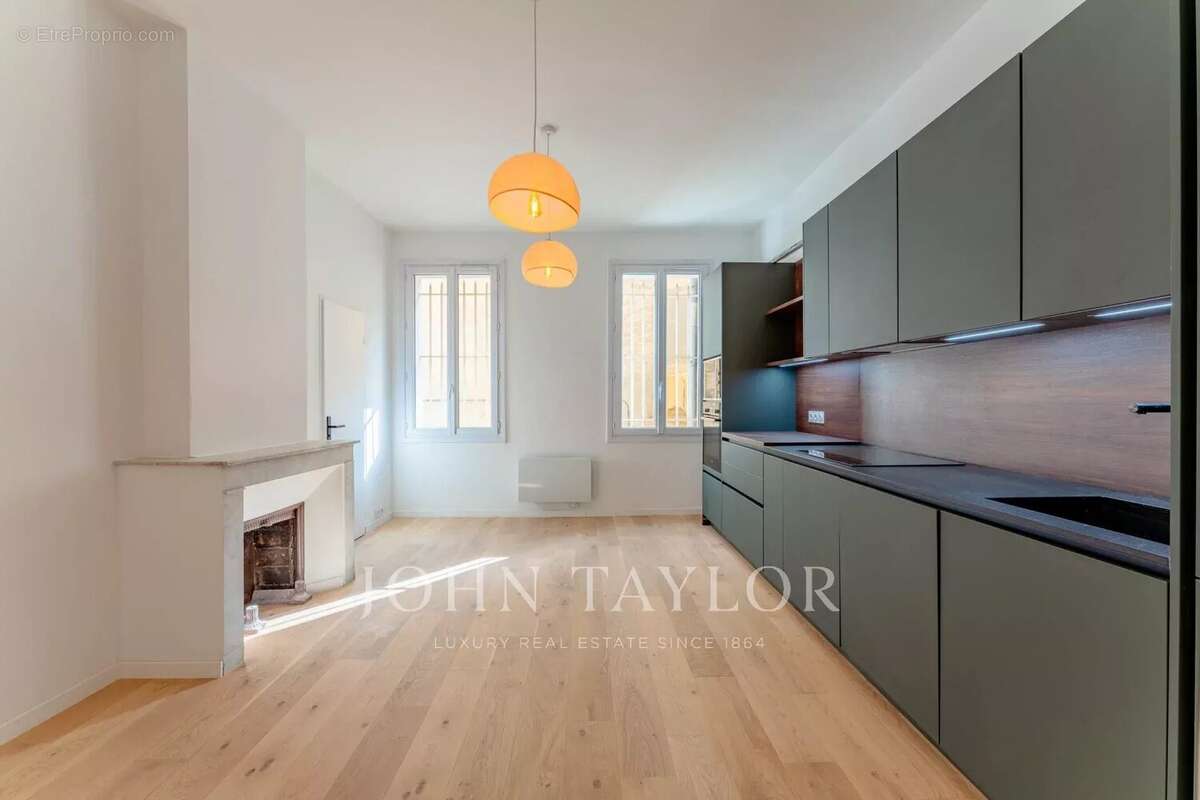 Appartement à AIX-EN-PROVENCE