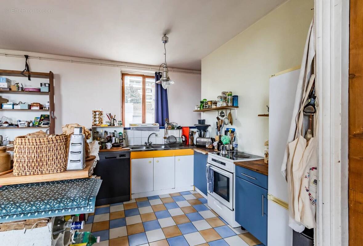 Appartement à LYON-5E