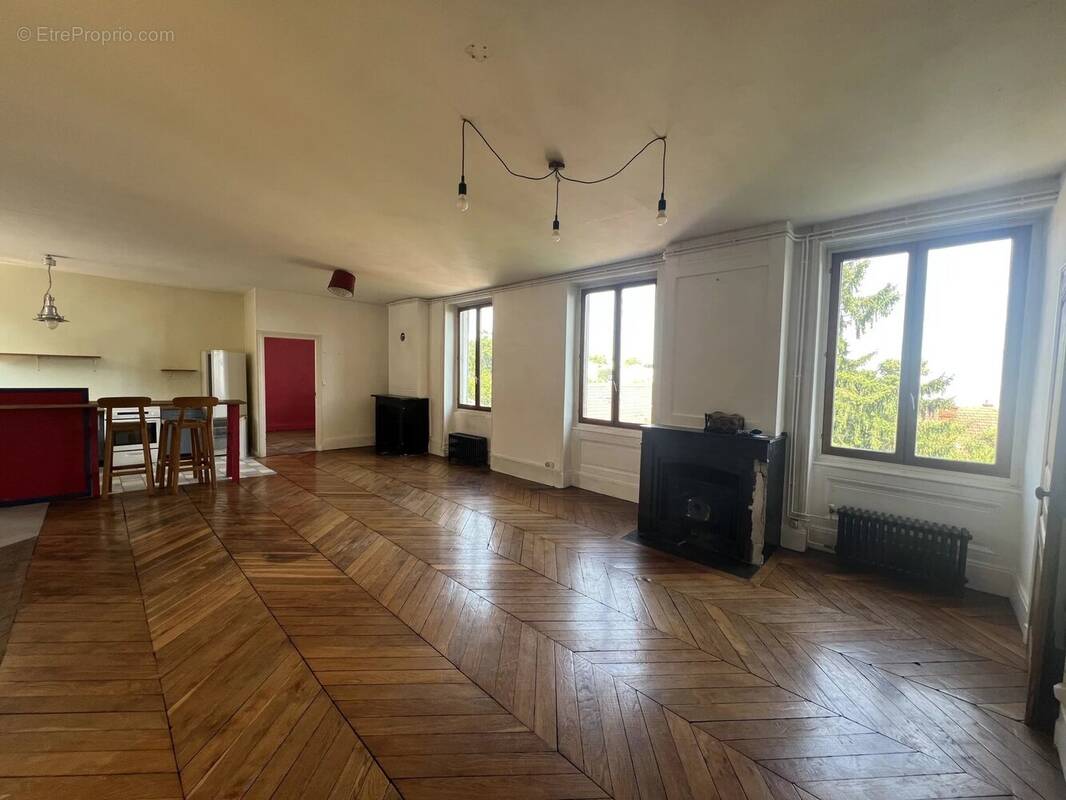 Appartement à LYON-5E
