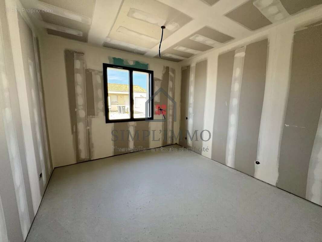 Maison à SAINT-HIPPOLYTE