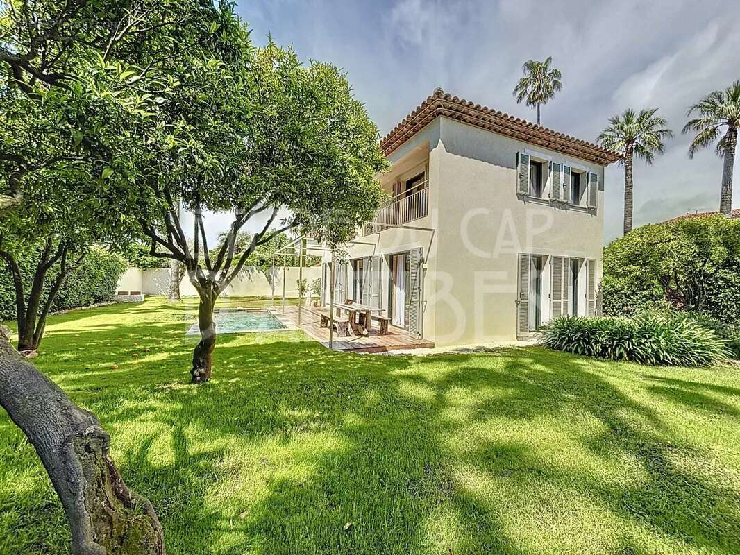 Maison à ANTIBES