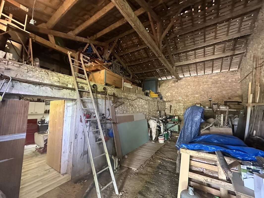 Maison à MONTPEZAT-DE-QUERCY