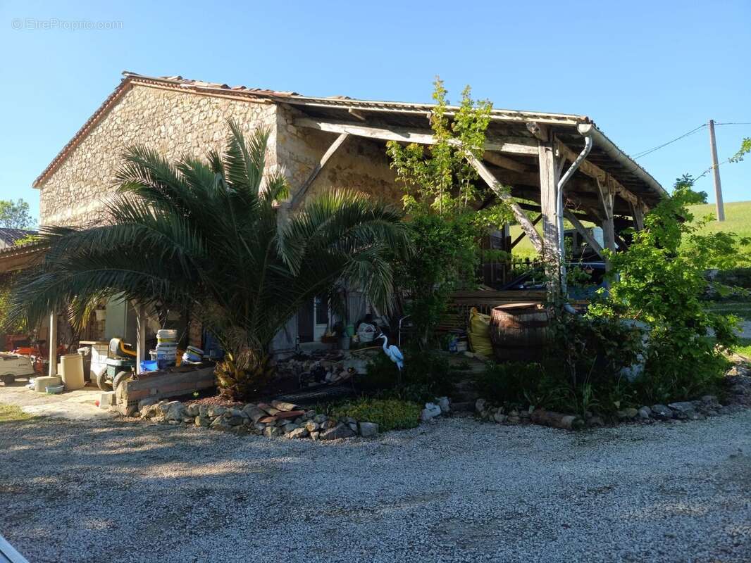 Maison à MONTPEZAT-DE-QUERCY