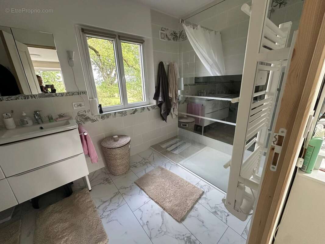 Maison à MONTPEZAT-DE-QUERCY