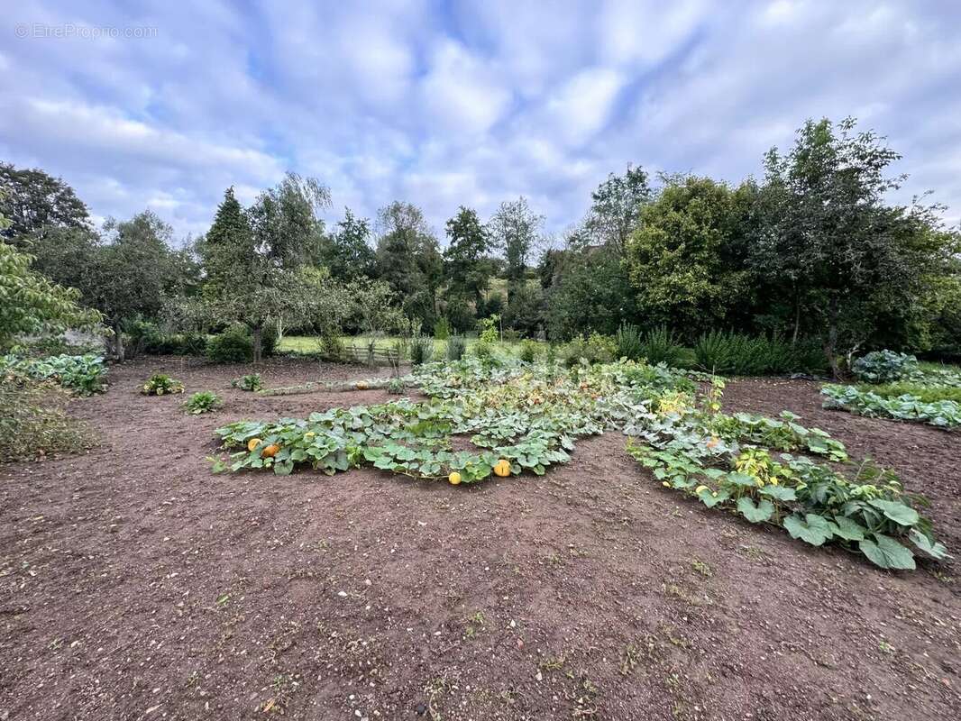 Appartement à ARNAY-LE-DUC