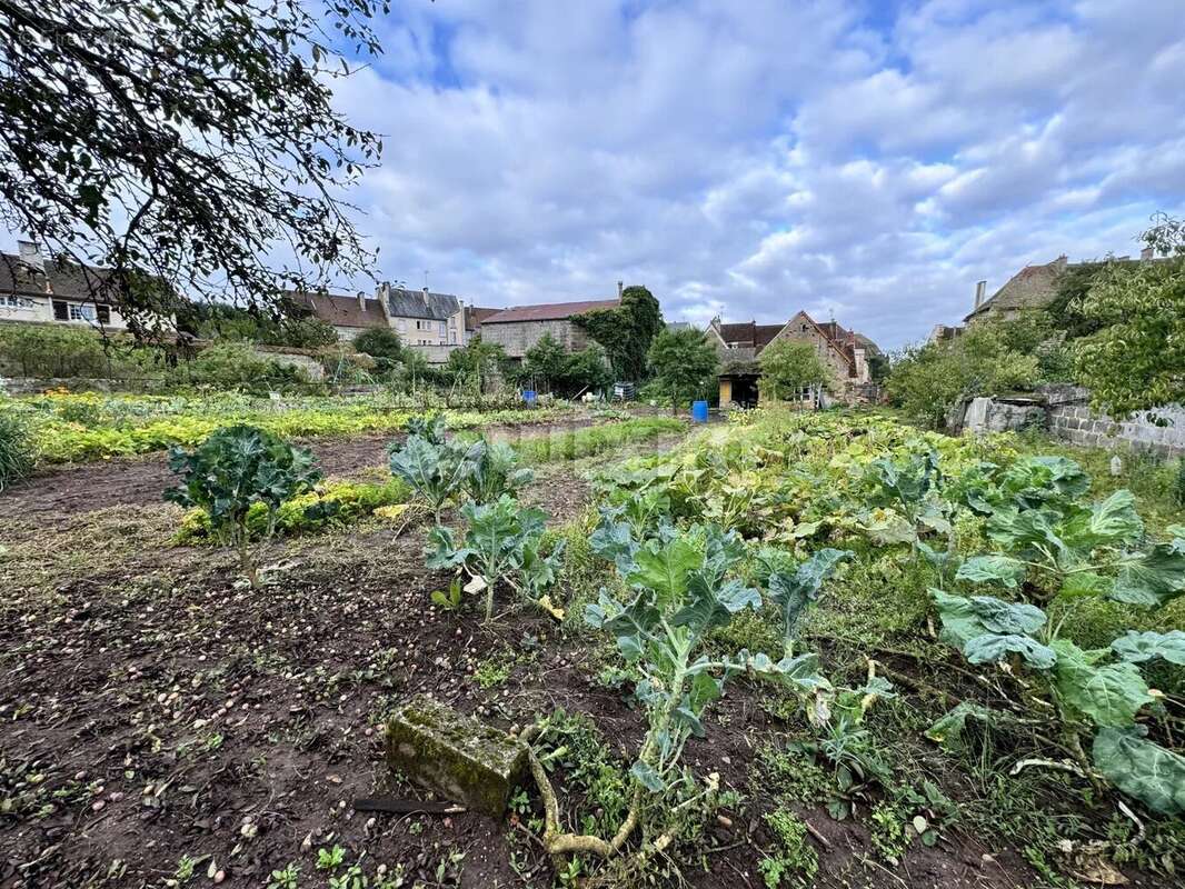 Appartement à ARNAY-LE-DUC